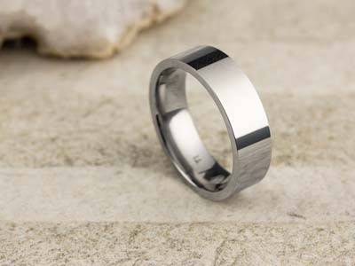 Titanium Flat Court Easy Fit Polished Wedding Ring 6.0mm, Size W, 1.8mm Wall - Standard Image - 2