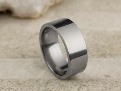Titanium Flat Court Easy Fit Polished Wedding Ring 8.0mm, Size R, 2.0mm Wall - Standard Image - 2