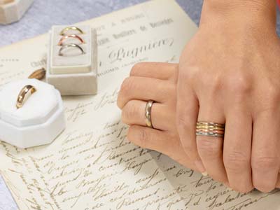 18ct Hazelnut Gold Court Wedding Ring 2.0mm, Size J, 2.5g Medium Weight, Hallmarked, Wall Thickness 1.61mm, 100% Recycled Gold - Standard Image - 4