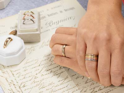 18ct Hazelnut Gold Court Wedding Ring 3.0mm, Size L, 3.9g Medium Weight, Hallmarked, Wall Thickness 1.73mm, 100% Recycled Gold - Standard Image - 4