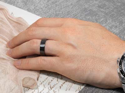 Black Zirconium Flat Court Easy Fit Polished Wedding Ring 4.0mm, Size S, 1.6mm Wall - Standard Image - 4
