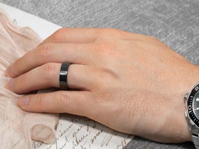 Black Zirconium Flat Court Easy Fit Polished Wedding Ring 5.0mm, Size K, 1.8mm Wall - Standard Image - 4