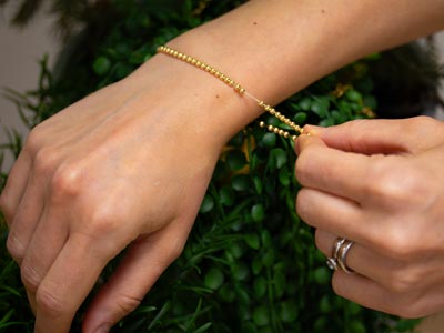 Gold Filled 4mm Beaded Stretch     Bracelet 16.5cm/6.5