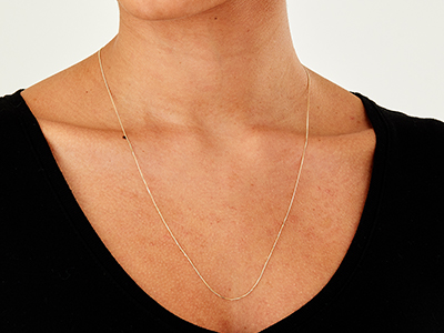 9ct Yellow Gold 0.7mm Diamond Cut  Curb Chain 22