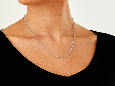 9ct White Gold 1.5mm Spiga Chain   18