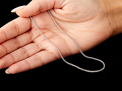 9ct White Gold 1.5mm Spiga Chain   20