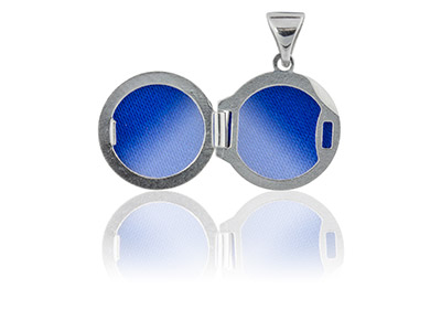 Sterling Silver Locket Round       Diamond Set Heart - Standard Image - 2
